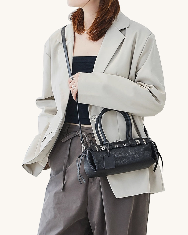 L-0005 Vintage Inspired Leather Barrel Bag Timeless Style for Every Occasion