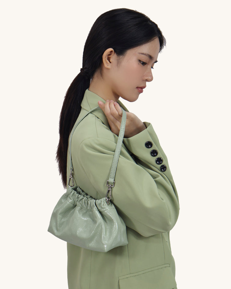 L-0010 Ruched Leather Shoulder Bag: Elevate Your Style with Versatile Hues